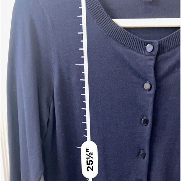 Talbots Vintage Y2K Navy Blue slightly scoopneck button up cardigan sz XS - Picture 4 of 7